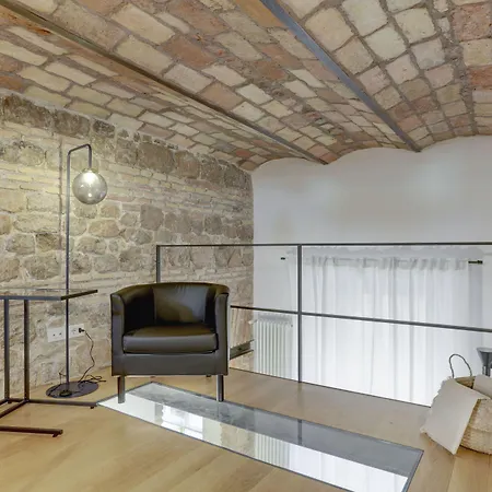 Colosseo Laterano 85 - And *