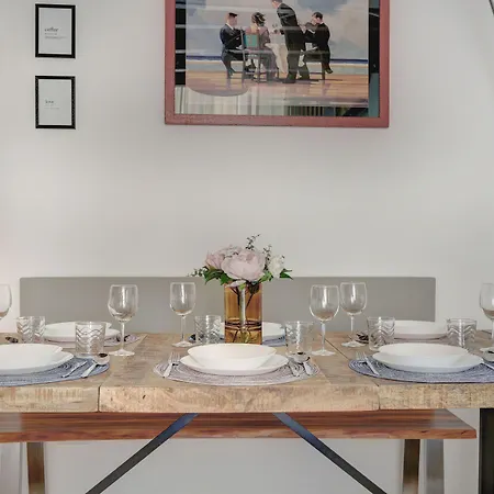 Colosseo Laterano 85 - And *